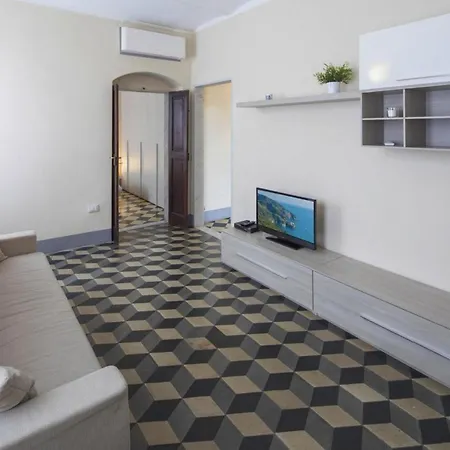 In With Garden Apartamento *